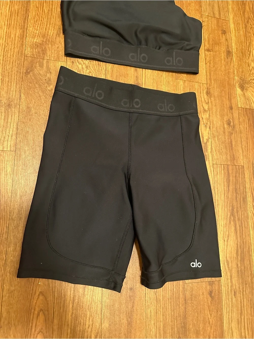 Alo set size small